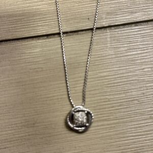 David Yurman Silver Twisted Circle Necklace